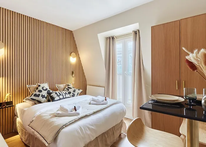 Superbe Tour Eiffel Trocadero By Studioprestige *